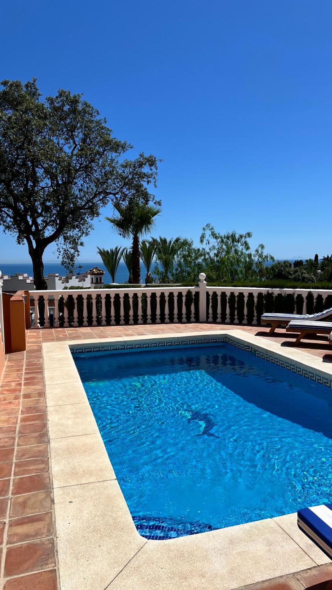 Resort La Perla De Torrenueva